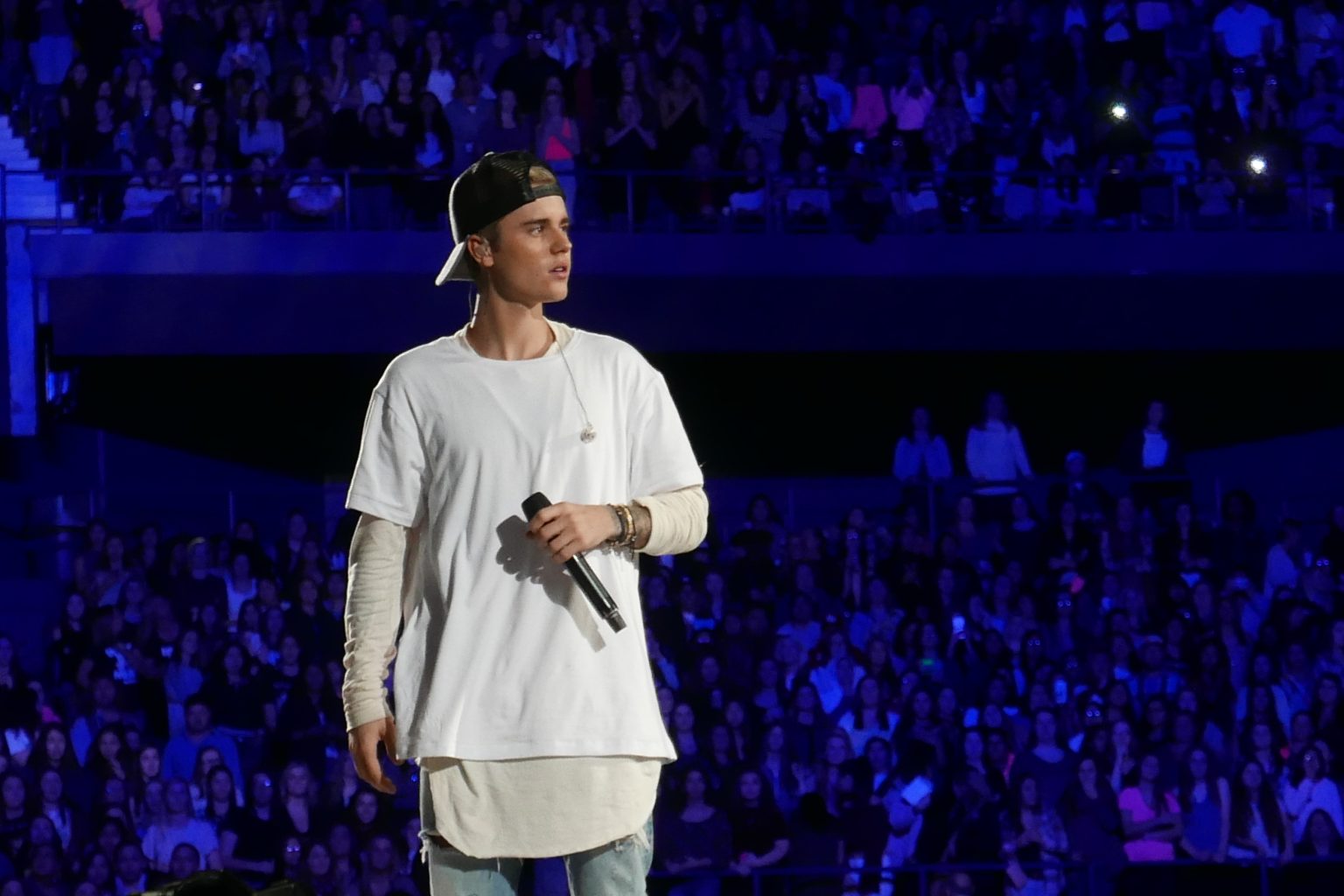 How Tall Is Justin Bieber? A Look at the Singer’s Height - Thrillz
